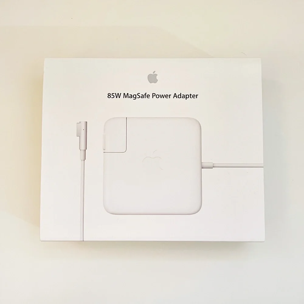 Apple 85W Magsafe Power Adapter